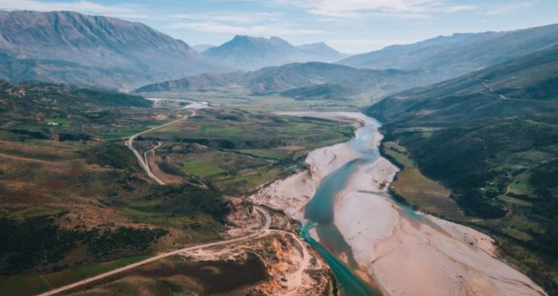 Media prestigjoze jehon Shqipërisë, zbulohet për çfarë bëhet fjalë Media prestigjoze jehon Shqipërisë, zbulohet për çfarë bëhet fjalë