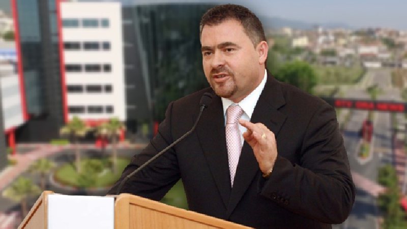 U shpall non grata nga SHBA për korrupsion, reagon për herë të parë Ylli Ndroqi U shpall non grata nga SHBA për korrupsion, reagon për herë të parë Ylli Ndroqi