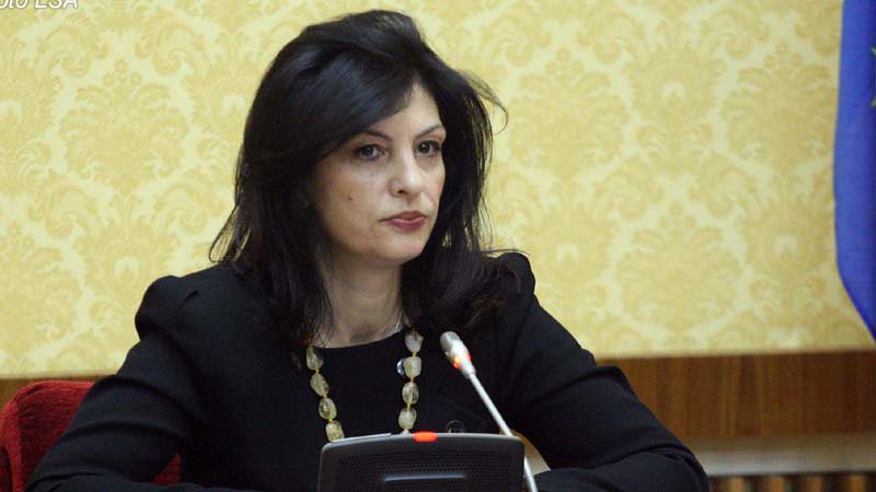 Topalli jep opinion për Lulin: Basha krijoi modelin e politikanit që arrin majën pa merita dhe që pasurohet në opozitë, Kuvendi i 30 prillit bashkon PD-në Topalli jep opinion për Lulin: Basha krijoi modelin e politikanit që arrin majën pa merita dhe që pasurohet në opozitë, Kuvendi i 30 prillit bashkon PD-në