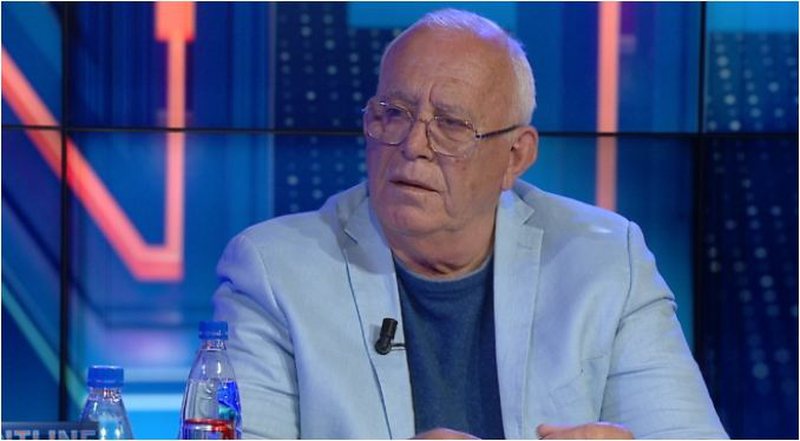 Gati të hap “çantën e zezë” për ta fundosur! Sali Berisha krimineli më i madh që ka pasur Shqipëria në këto 30 vite: Duhet të arrestohet Gati të hap “çantën e zezë” për ta fundosur! Sali Berisha krimineli më i madh që ka pasur Shqipëria në këto 30 vite: Duhet të arrestohet