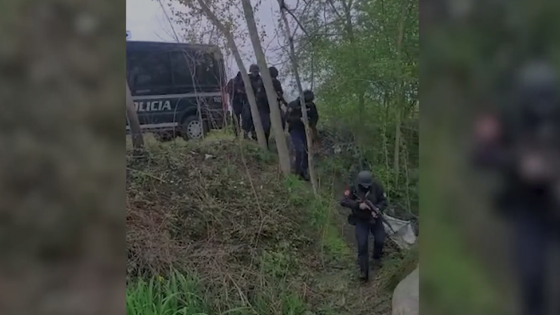 Pas urdhrit të Gledis Nanos, hidhen menjëherë në aksion! 10 grupe FNSH blindojnë Krujën për 72 orë me dronë dhe kamera: Kontrolle në çdo cep, çfarë u zbulua?!