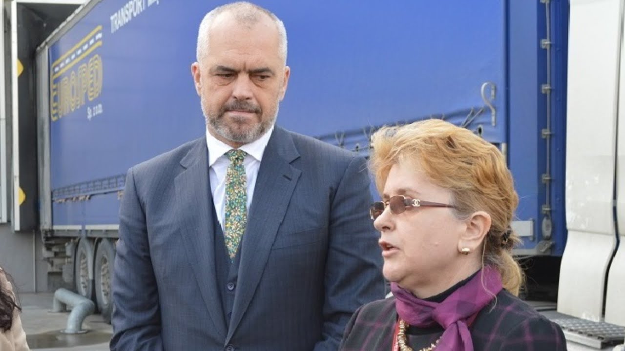 Grykësia e Vilma Nushit, vjedh shqiptarëve edhe 700 lekëshin Grykësia e Vilma Nushit, vjedh shqiptarëve edhe 700 lekëshin