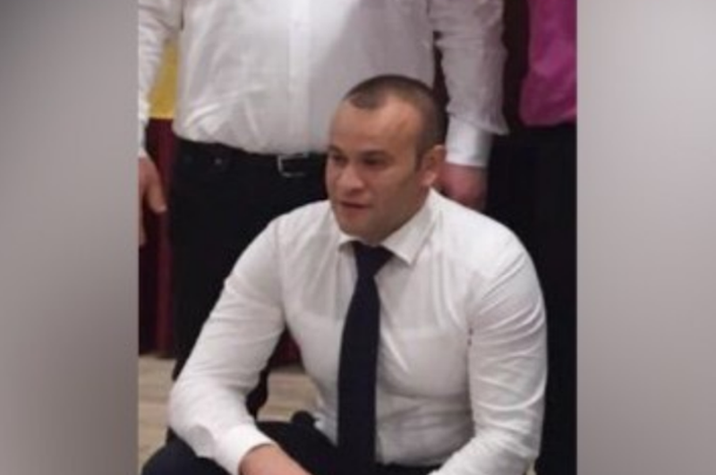 Nga drejtor burgu në i burgosur, GJKKO dënon me 2 vite e 6 muaj ish-drejtorin Eduart Struga Nga drejtor burgu në i burgosur, GJKKO dënon me 2 vite e 6 muaj ish-drejtorin Eduart Struga