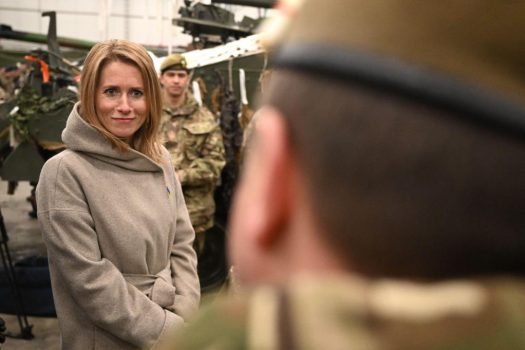 “Nëse një grua do të drejtonte Rusinë, në Ukrainë nuk do të kishte luftë”, kryeministrja estoneze: Gazi mund të jetë i shtrenjtë, por liria është e paçmuar “Nëse një grua do të drejtonte Rusinë, në Ukrainë nuk do të kishte luftë”, kryeministrja estoneze: Gazi mund të jetë i shtrenjtë, por liria është e paçmuar