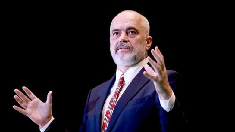 Mustafa Nano: Pushteti i Edi Ramës është më pak i rrëzueshëm sesa ai i Enver Hoxhës Mustafa Nano: Pushteti i Edi Ramës është më pak i rrëzueshëm sesa ai i Enver Hoxhës