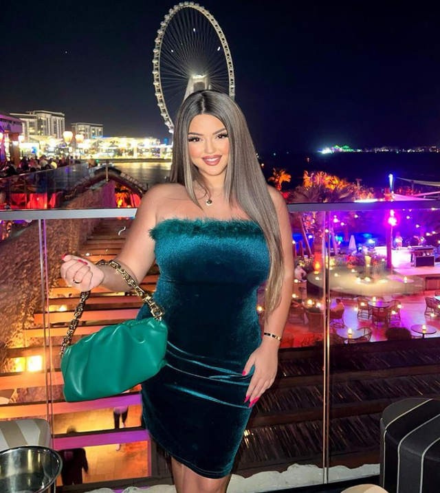 U akuzua për veprimin e neveritshëm me sheikët në Dubai, reagon e revoltuar Enca dhe nuk lë gjë pa thënë: Para se të turpëroni… U akuzua për veprimin e neveritshëm me sheikët në Dubai, reagon e revoltuar Enca dhe nuk lë gjë pa thënë: Para se të turpëroni…