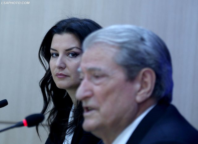 Plaku i Foltores mendon se te Gjykata e Apelit janë akoma mamaja e Rudinës, Gjini dhe Alaudini Plaku i Foltores mendon se te Gjykata e Apelit janë akoma mamaja e Rudinës, Gjini dhe Alaudini