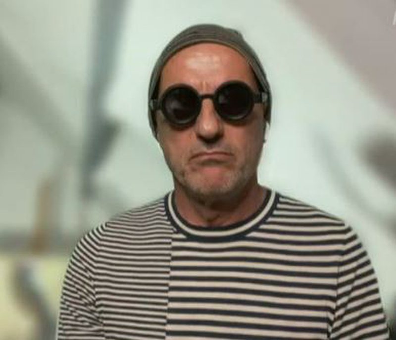 “Një delir injorant dhe papërgjegjshmërie”, Robert Aliaj shpërthen keq ndaj Ronela Hajatit, zbulon çfarë e vulosi dështimin e këngëtares