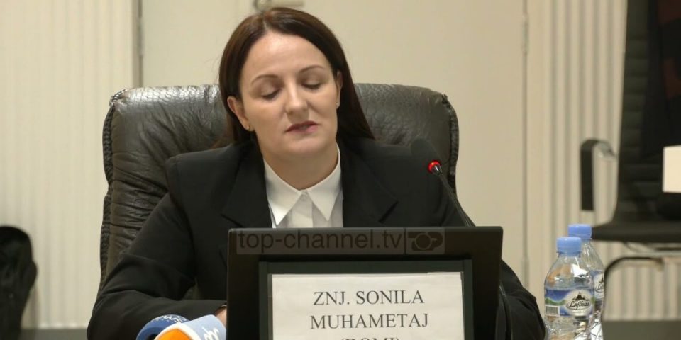 Prokurorja Sonila Muhametaj, gaztorja e Olsi Çelës që dështoi dosjen e “Kajollit” dhe sabotoi “Shullazin” Prokurorja Sonila Muhametaj, gaztorja e Olsi Çelës që dështoi dosjen e “Kajollit” dhe sabotoi “Shullazin”