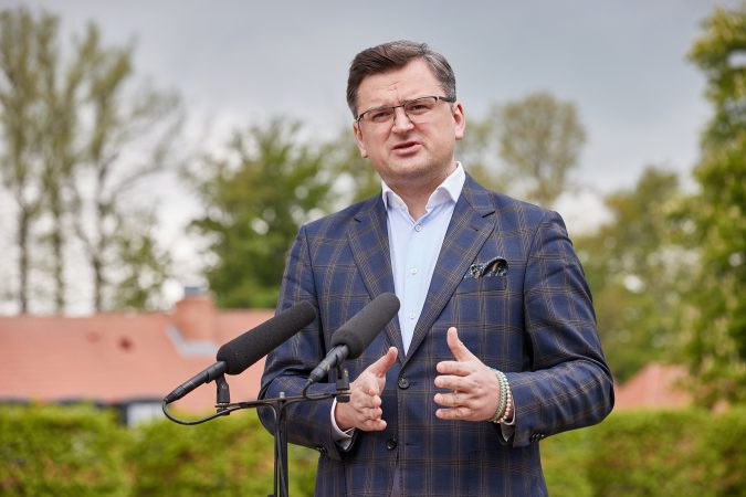 Kuleba i bën thirrje Gjermanisë: Merrni drejtimin që Ukrainën të bëhet anëtare e BE-së menjëherë!