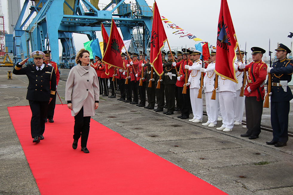 “Ndodh për herë të parë”! Ish-ministrja Mimi Kodheli jep lajmin fantastik: Merr postin e rëndësishëm në Asamblenë e NATO-s “Ndodh për herë të parë”! Ish-ministrja Mimi Kodheli jep lajmin fantastik: Merr postin e rëndësishëm në Asamblenë e NATO-s