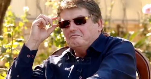 Kokalarja e Saliut si agjente shitjesh: SPAK të filloj një investigim” për…syzet e Bamir Topit Kokalarja e Saliut si agjente shitjesh: SPAK të filloj një investigim” për…syzet e Bamir Topit