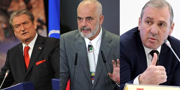 Pulë me Berishën dhe ujk me Ramën, të lumtë zoti Kraja! Pulë me Berishën dhe ujk me Ramën, të lumtë zoti Kraja!