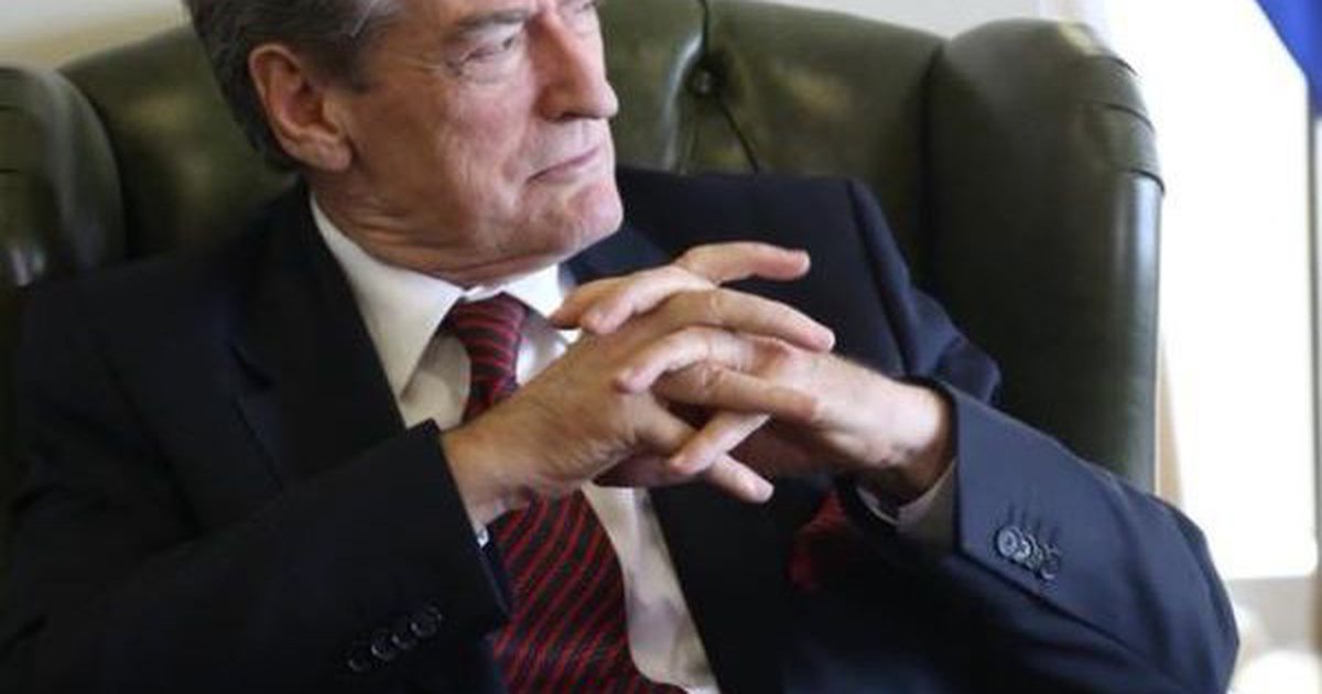 Sali Berisha i “Foltores” kthehet 10 vjet pas si i “rithemeluar” (Foto) Sali Berisha i “Foltores” kthehet 10 vjet pas si i “rithemeluar” (Foto)