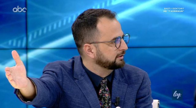 Nuk dal në protestë që të bëj Berishën të “nusërojë” për herë të tretë! Kush i’a ka mbushur mendjen këtij “aktivisti pa aktivitet” se protesta e thirrur nga Saliu më 7 Korrik do rrëzoi qeverinë?! Nuk dal në protestë që të bëj Berishën të “nusërojë” për herë të tretë! Kush i’a ka mbushur mendjen këtij “aktivisti pa aktivitet” se protesta e thirrur nga Saliu më 7 Korrik do rrëzoi qeverinë?!