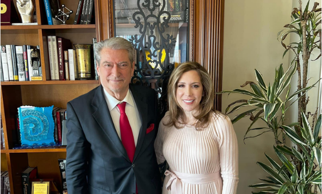 Ja si SHBA i ka qepur dosjen familjes Berisha “non-grata” dhe roli i Argitës duke përdorur Jamarbër Malltezin në korrupsion Ja si SHBA i ka qepur dosjen familjes Berisha “non-grata” dhe roli i Argitës duke përdorur Jamarbër Malltezin në korrupsion