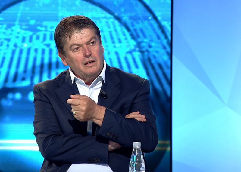 “Ai e ka futur në kurth opozitën”! Zgjedhja e Presidentit të ri: Bamir Topi plas deklaratën e fortë për kryeministrin… e ka lënë zjarrin tek… “Ai e ka futur në kurth opozitën”! Zgjedhja e Presidentit të ri: Bamir Topi plas deklaratën e fortë për kryeministrin… e ka lënë zjarrin tek…