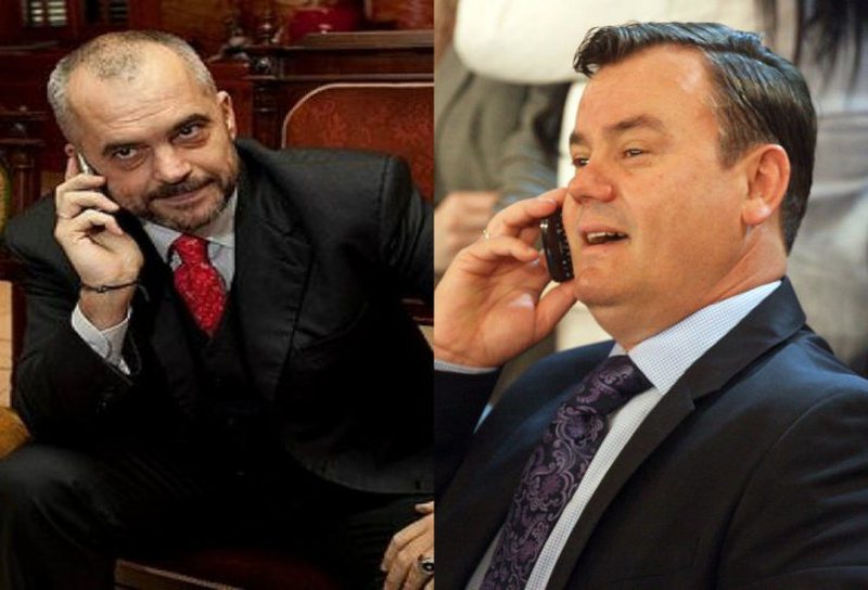 Rama u tregon vendin të “mërziturëve” që hiqen si gazetar ose si mbrojtësit e medias të tipit Sali: Shpifni, shkruajeni e fliteni shqipen keq sa të doni, s’mund të legjitimohet liria e shkeljes së etikës Rama u tregon vendin të “mërziturëve” që hiqen si gazetar ose si mbrojtësit e medias të tipit Sali: Shpifni, shkruajeni e fliteni shqipen keq sa të doni, s’mund të legjitimohet liria e shkeljes së etikës