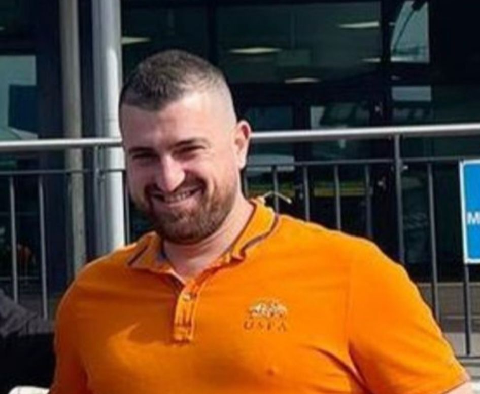 “Pati Travel” e 29-vjeçarit Patriot Rexhmati sjell paratë e bosëve të drogës në Shqipëri? “Pati Travel” e 29-vjeçarit Patriot Rexhmati sjell paratë e bosëve të drogës në Shqipëri?