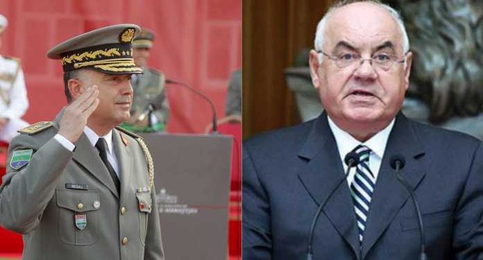 “Midis Nanos dhe Berishës”! Begaj merr dhuratën simbolike nga Alfred Moisiu “Midis Nanos dhe Berishës”! Begaj merr dhuratën simbolike nga Alfred Moisiu