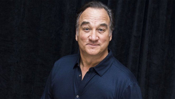James Belushi, aktori hollivudian me prejardhje shqiptare festoi 68 vjetorin James Belushi, aktori hollivudian me prejardhje shqiptare festoi 68 vjetorin