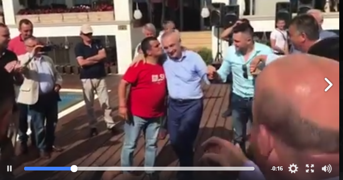 Një agim i ri nis nesër! “Beteja kemi përpara”…. për familjen dhe Monikën! Si Sali Berisha pensonisti Meta kërcënon: Pritet fundi i tij Një agim i ri nis nesër! “Beteja kemi përpara”…. për familjen dhe Monikën! Si Sali Berisha pensonisti Meta kërcënon: Pritet fundi i tij