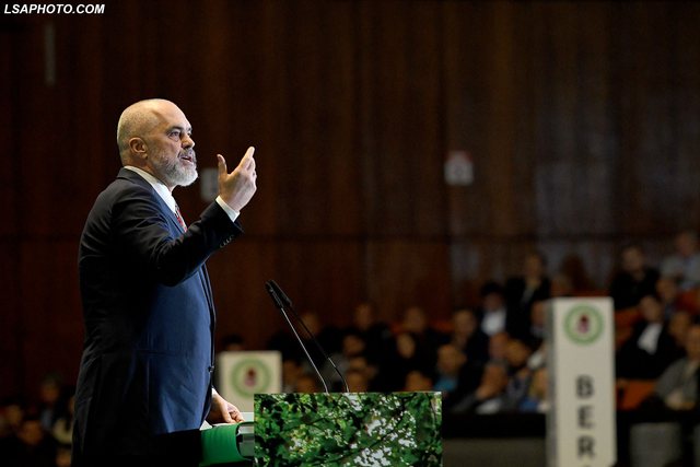 Rama: Ky është “monumenti” që dua të le pas në Shqipëri dhe si do doja të thonin shqiptarët Rama: Ky është “monumenti” që dua të le pas në Shqipëri dhe si do doja të thonin shqiptarët