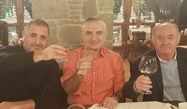 Si “zbërthehet emri I.M? Superskandal! Dokumenti: Politikani i lartë shqiptar me iniciale I.M rezulton ish bashkëpunëtor i Sigurimit të Shtetit! Si “zbërthehet emri I.M? Superskandal! Dokumenti: Politikani i lartë shqiptar me iniciale I.M rezulton ish bashkëpunëtor i Sigurimit të Shtetit!