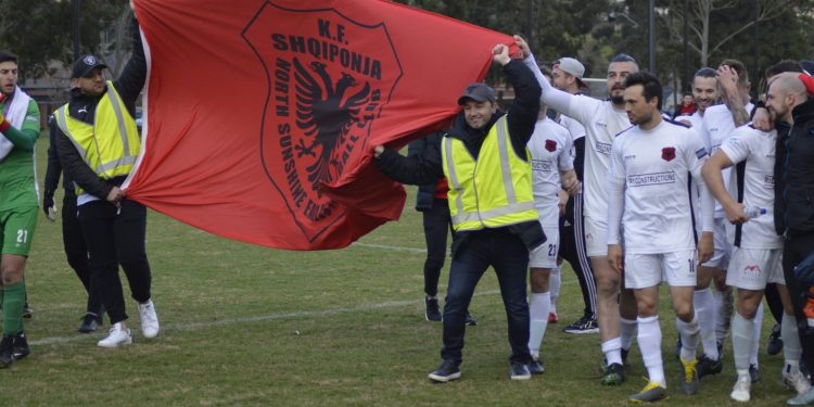 Dhuna në ndeshjen historike Shqipëri-Serbi “tremb” Australinë, ekipit shqiptar i ndalohet të luajë me tifozë