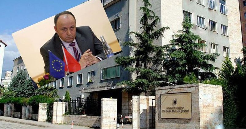 Duhet të hetohej nga SPAK-aspaku, për korrupsion! Ja pse është marrë i pandehur prokurori Petrit Fusha! Prokuroria e Durrësit “heton” çeshtjen Duhet të hetohej nga SPAK-aspaku, për korrupsion! Ja pse është marrë i pandehur prokurori Petrit Fusha! Prokuroria e Durrësit “heton” çeshtjen