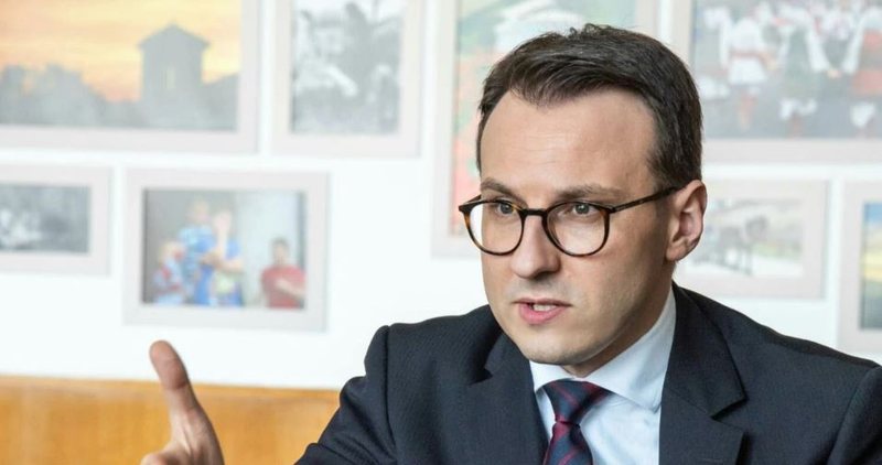 “Nuk kemi ç’të presim më”! Tensionet situata mes Kosovës e Serbisë: Beogradi deklaron nisjen e Asociacionit të Komunave serbe “Nuk kemi ç’të presim më”! Tensionet situata mes Kosovës e Serbisë: Beogradi deklaron nisjen e Asociacionit të Komunave serbe