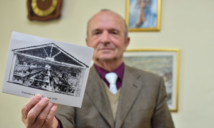 Simon Miraka dhe Fatos Lubonja në mbrojtje të bashkëpuntorit I.M: A i’u a ka bërë mirë kësaj kategorie të përndjekurish Enveri Hoxha?! Simon Miraka dhe Fatos Lubonja në mbrojtje të bashkëpuntorit I.M: A i’u a ka bërë mirë kësaj kategorie të përndjekurish Enveri Hoxha?!