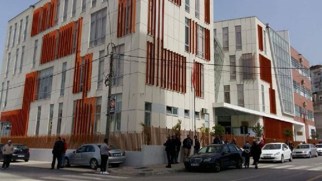 U arrestuan për korrupsion, kush është gjyqtarja e Elbasanit Zamira Vyshka dhe avokati sekser Ilir Pashaj, dikur ishin një trupë gjykuese U arrestuan për korrupsion, kush është gjyqtarja e Elbasanit Zamira Vyshka dhe avokati sekser Ilir Pashaj, dikur ishin një trupë gjykuese