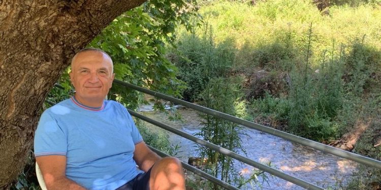 Presidenti i luksit po del në pension… Ilir Meta me dy paga, por me një pasuri të frikshme Presidenti i luksit po del në pension… Ilir Meta me dy paga, por me një pasuri të frikshme