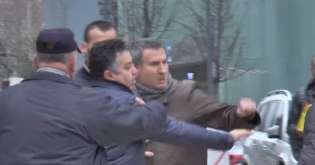 Sali Berisha takim me ekspertin… Enno me dy “n” (Foto) Sali Berisha takim me ekspertin… Enno me dy “n” (Foto)