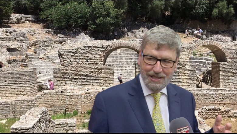 Deklarata antishqiptare e Hodgs! Zoti Rama mos përdhos kombin me këto plehra të arkeologjisë angleze Deklarata antishqiptare e Hodgs! Zoti Rama mos përdhos kombin me këto plehra të arkeologjisë angleze