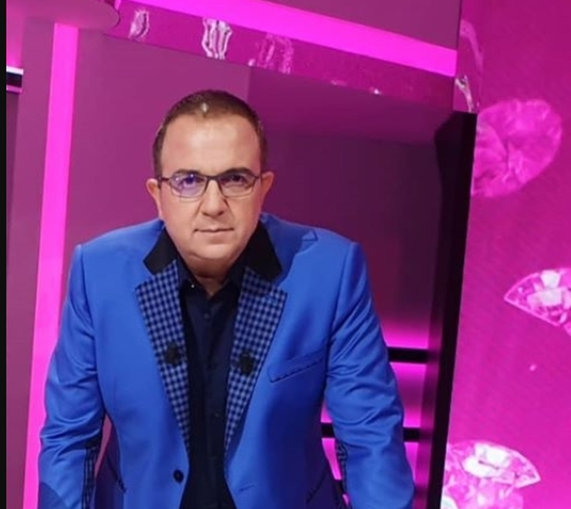 “Nuk ka gjumë sot”! Ardit Gjebrea i prek të gjithë: Trishtim! Mendja është vetëm tek… “Nuk ka gjumë sot”! Ardit Gjebrea i prek të gjithë: Trishtim! Mendja është vetëm tek…