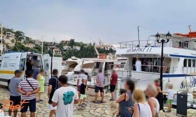 Ngjarje e rëndë! Turistja hidhet me parashutë në Greqi: Skafi e tërheq zvarrë dhe e vret në sy të familjes