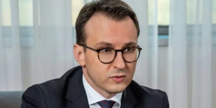 Serbia reagon sërish: Forcat Speciale të Kurtit kishin plan të pushtonin Veriun e Kosovës?! Mbrëmë ishim në prag të konflikteve të rënda!