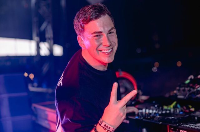Lajm i mirë për adhuruesit e muzikës elektronike, “Sunny Hill Festival” sjell në Tiranë Dj Hardwell Lajm i mirë për adhuruesit e muzikës elektronike, “Sunny Hill Festival” sjell në Tiranë Dj Hardwell