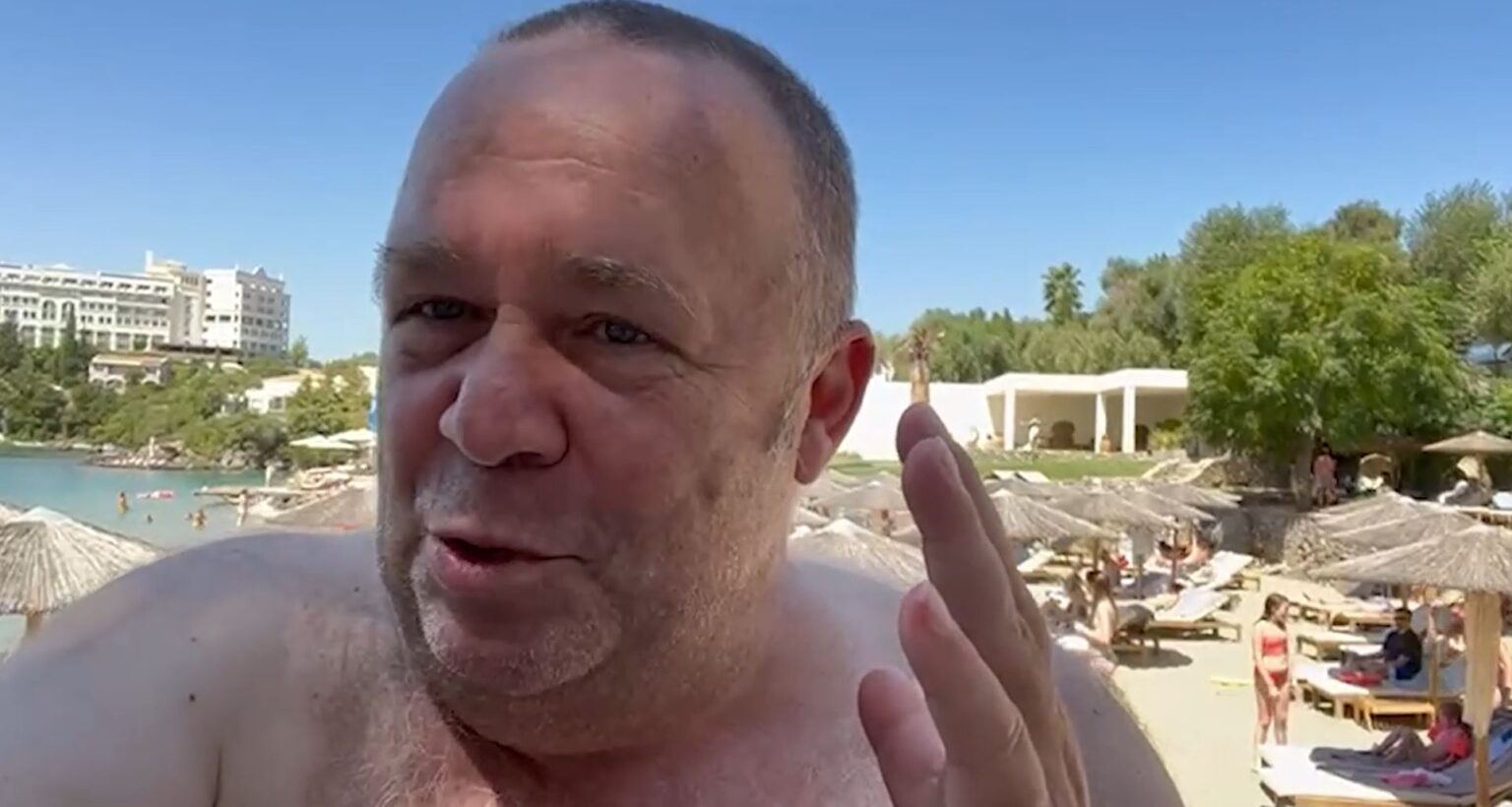 VIDEO/ Gjergj Luca: Kur duan me konkurue prapë për kryeministër Saliu dhe Meta, e pse të mos konkurroj dhe unë!? VIDEO/ Gjergj Luca: Kur duan me konkurue prapë për kryeministër Saliu dhe Meta, e pse të mos konkurroj dhe unë!?