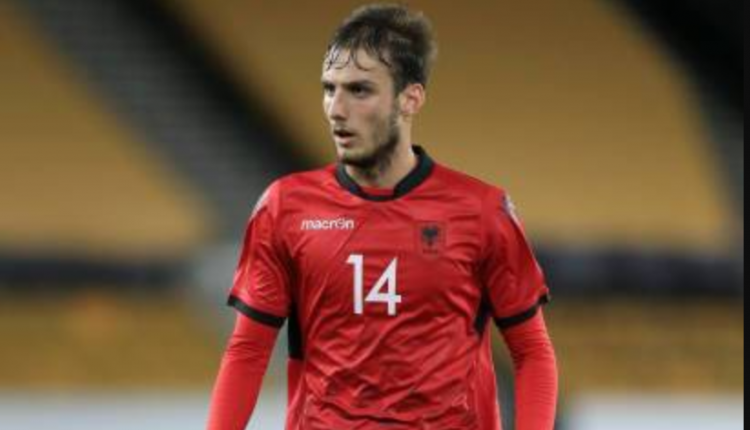 E bujshme/ Një nga shitjet më të mëdha në historinë e AEK, dërgojnë talentin e Shqipërisë në Rusi në mënyrë të pazakontë E bujshme/ Një nga shitjet më të mëdha në historinë e AEK, dërgojnë talentin e Shqipërisë në Rusi në mënyrë të pazakontë