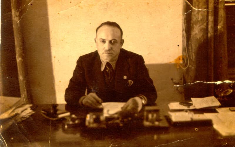 28 gusht 1956, u nda nga jeta në Itali Qazim Mulleti, prefekt i Tiranës dhe nëpunës i shtetit shqiptar 28 gusht 1956, u nda nga jeta në Itali Qazim Mulleti, prefekt i Tiranës dhe nëpunës i shtetit shqiptar