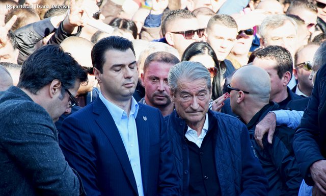 PS thirrje SPAK të hapë urgjentisht hetimet për Berishën PS thirrje SPAK të hapë urgjentisht hetimet për Berishën