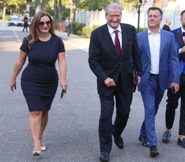 Revolucioni permanent