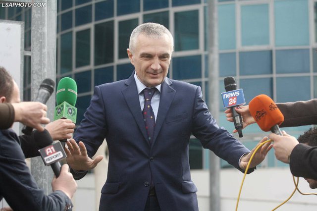 Katër kallëzimet në SPAK, nuk e shpëtojnë dot Ilir Metën nga burgu! Katër kallëzimet në SPAK, nuk e shpëtojnë dot Ilir Metën nga burgu!