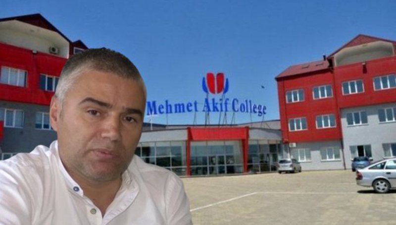 “Godinën e kam blerë unë”! Biznesmeni Sinan Idrizi deklaratë pas mbylljes së kolegjit “Mehmet Akif”: Do të investoj në të gjithë Shqipërinë “Godinën e kam blerë unë”! Biznesmeni Sinan Idrizi deklaratë pas mbylljes së kolegjit “Mehmet Akif”: Do të investoj në të gjithë Shqipërinë