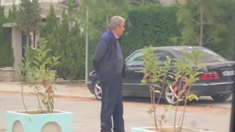 Ç’leksione demokracie do i japësh Europës në 6 dhjetor o Sali, nuk mjafton ’97-a dhe 21 janari?! Nuk i harron njeri vrasjet e tua Ç’leksione demokracie do i japësh Europës në 6 dhjetor o Sali, nuk mjafton ’97-a dhe 21 janari?! Nuk i harron njeri vrasjet e tua