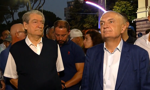 Koha që SPAK të hapë dosjet e bujshme, ja si Berisha mashtroi me gjyqin ndaj Blinken dhe pse SHBA e Britania kanë prova ndaj tij Koha që SPAK të hapë dosjet e bujshme, ja si Berisha mashtroi me gjyqin ndaj Blinken dhe pse SHBA e Britania kanë prova ndaj tij