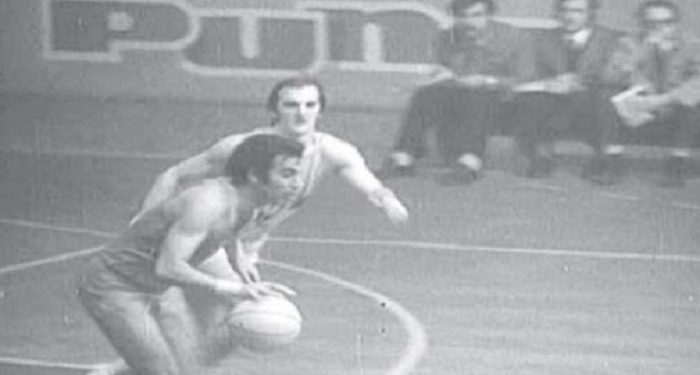 Agim Fagu, diplomati, “Zotëria 48” i basketbollit shqiptar feston 75 vjetorin e lindjes Agim Fagu, diplomati, “Zotëria 48” i basketbollit shqiptar feston 75 vjetorin e lindjes